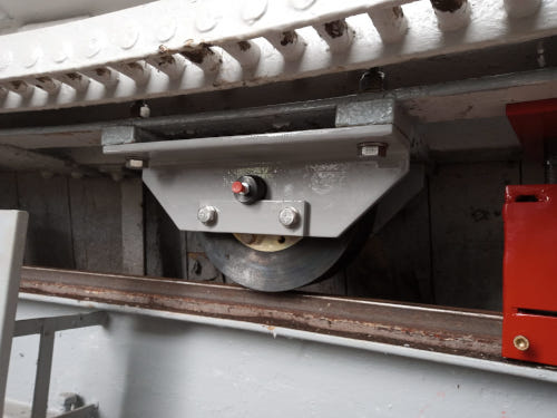 &Uuml;berholte Laufrolle einer Kuppel